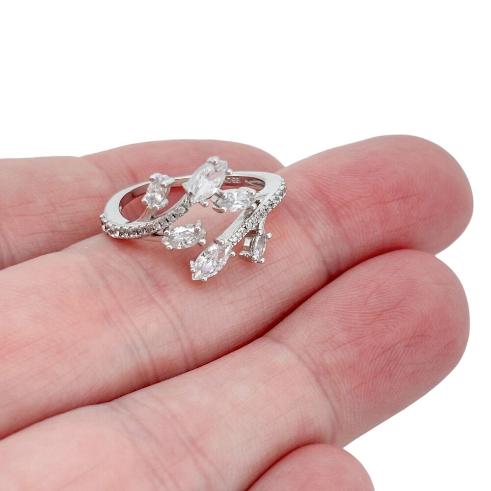 Vintage Sterling Silver 925 Cubic Zirconia Floral Ring Size 7